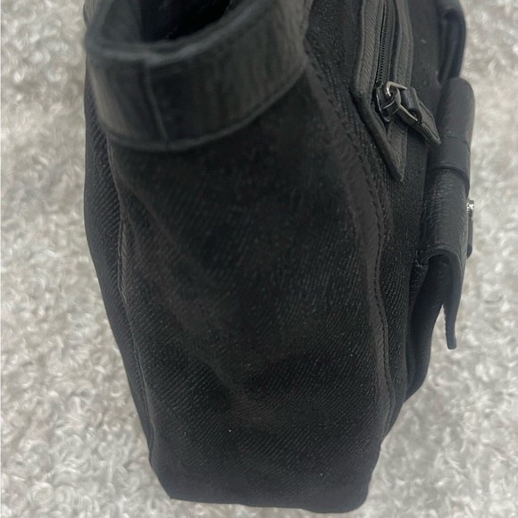 Gucci Black GG Canvas And Leather Abbey Pocket Tote - Picture 5 of 16